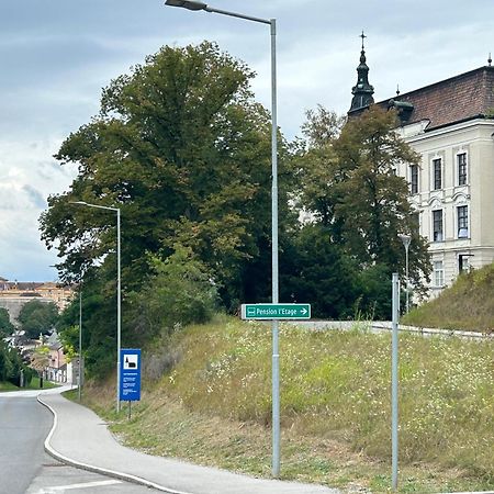 Pension L'Etage Мелк Екстериор снимка